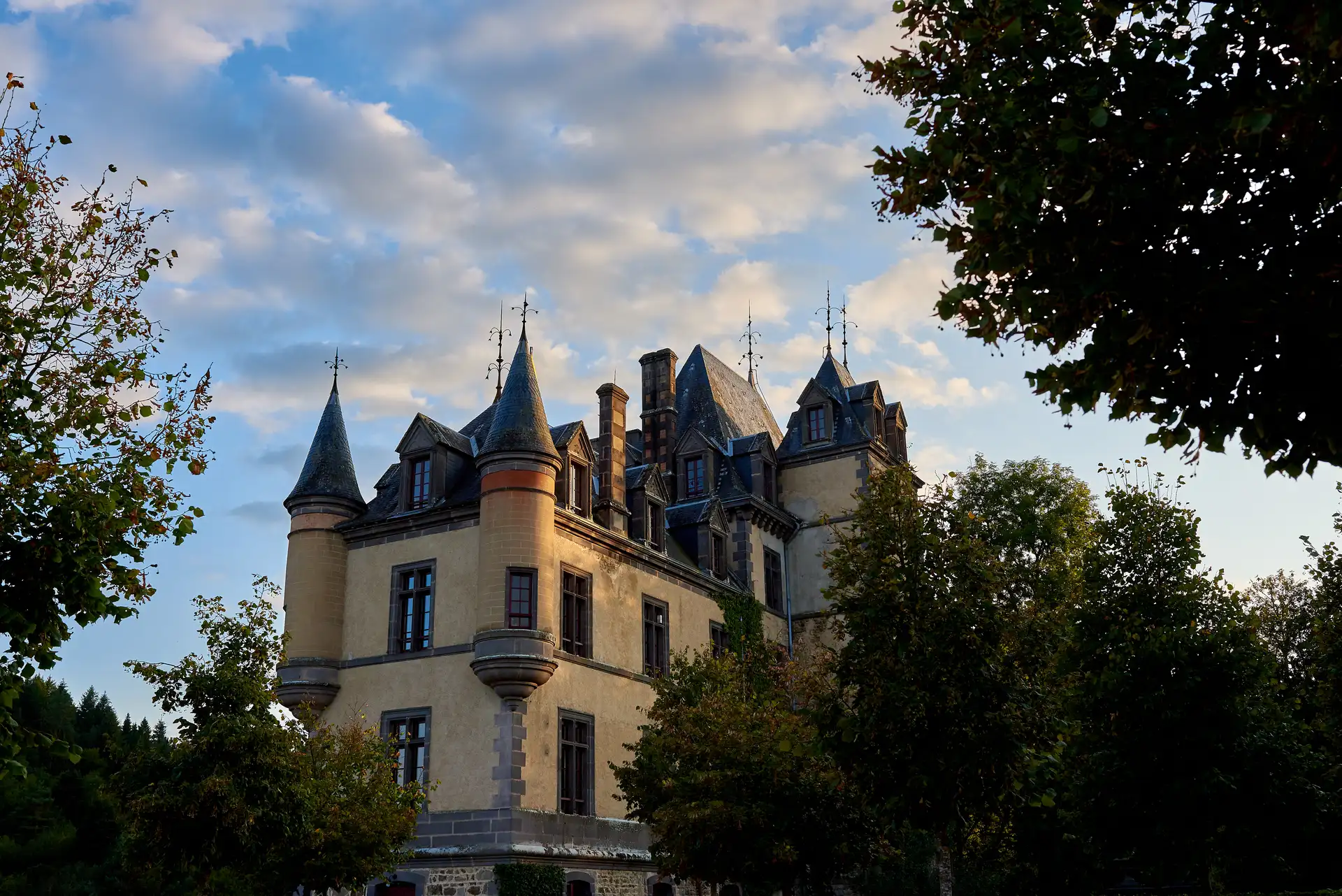 chateau de miremont - mariage en auvergne à clermont-ferrand