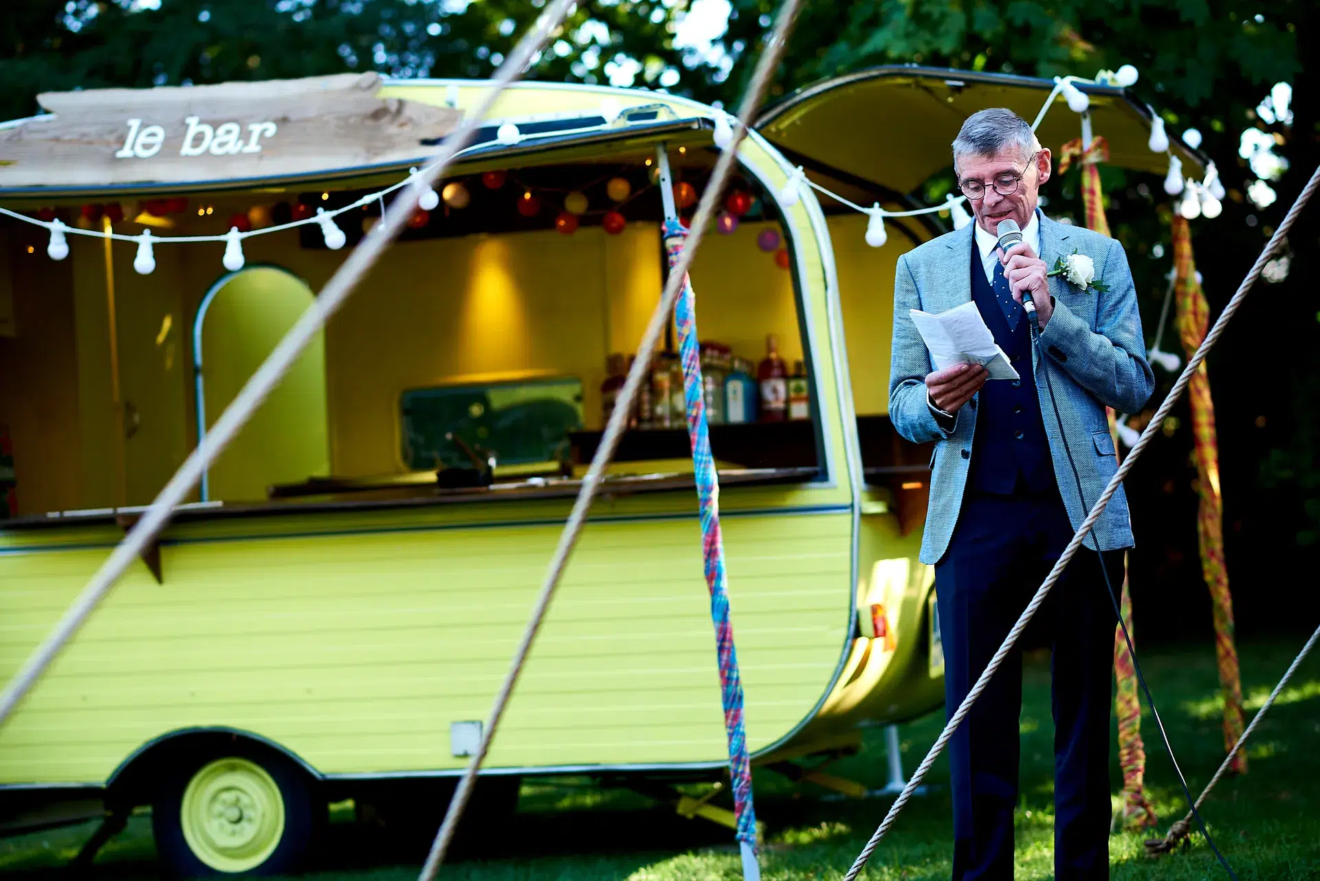 foodtruck mariage le discours original du papa lors d'un repas avec un foodtruck mariage à Lyon